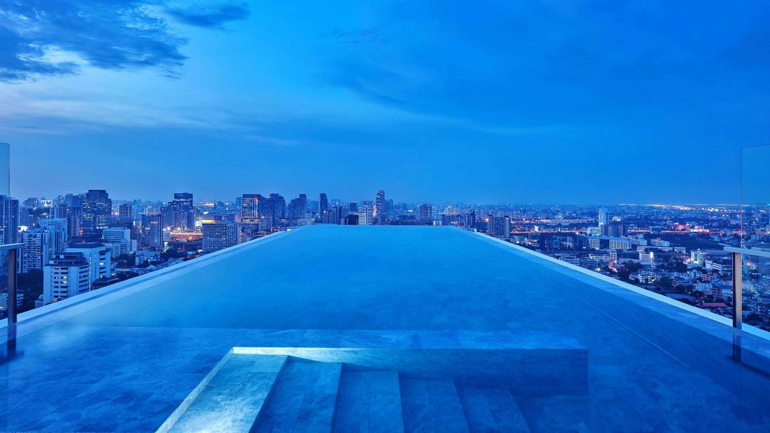 Rooftop Pool - Bangkok